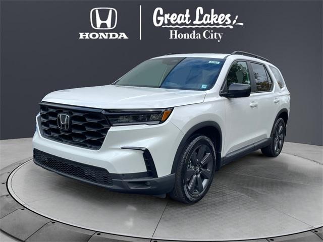 new 2025 Honda Pilot car, priced at $42,850