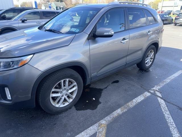 used 2014 Kia Sorento car, priced at $7,222