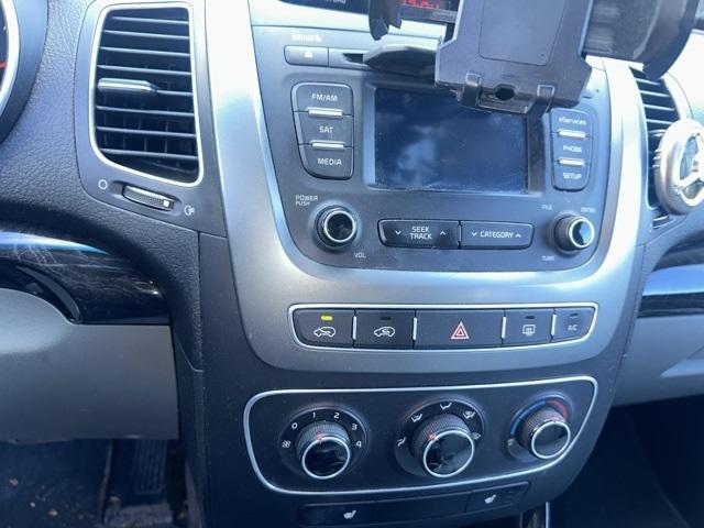 used 2014 Kia Sorento car, priced at $7,222