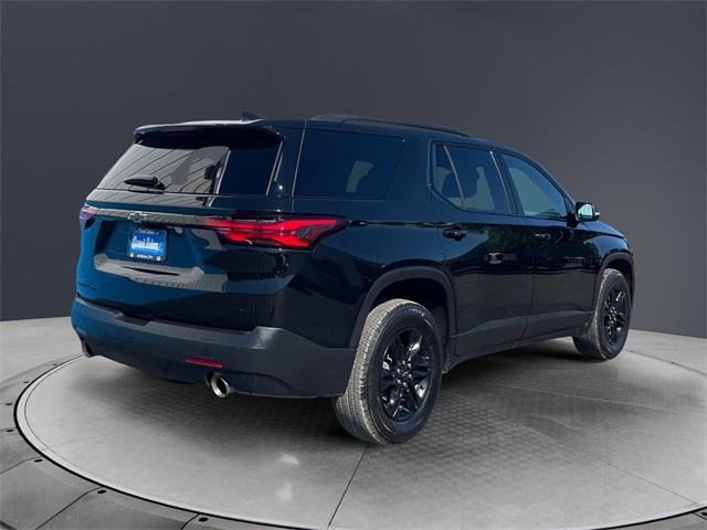 used 2023 Chevrolet Traverse car, priced at $31,355