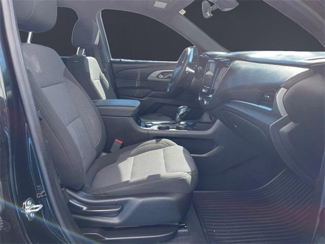 used 2023 Chevrolet Traverse car, priced at $31,355