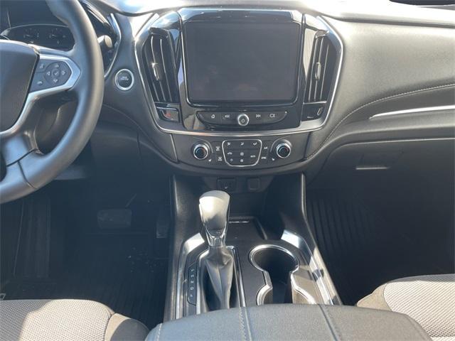 used 2023 Chevrolet Traverse car, priced at $31,355