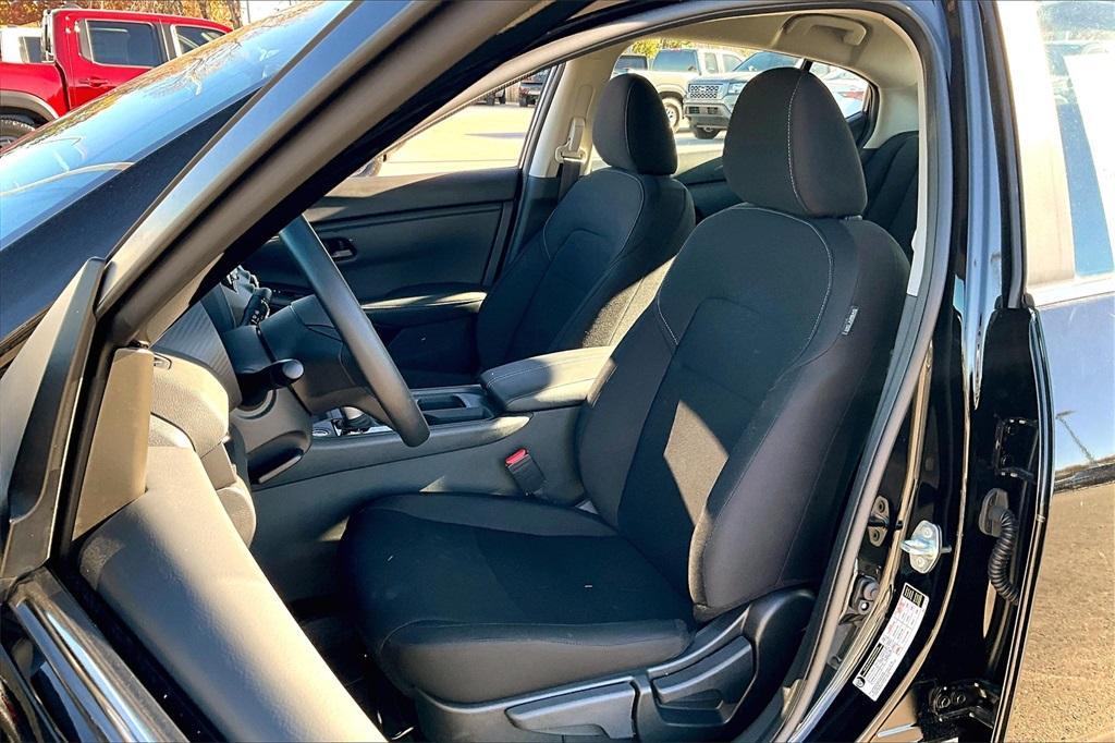 new 2025 Nissan Sentra car, priced at $22,425