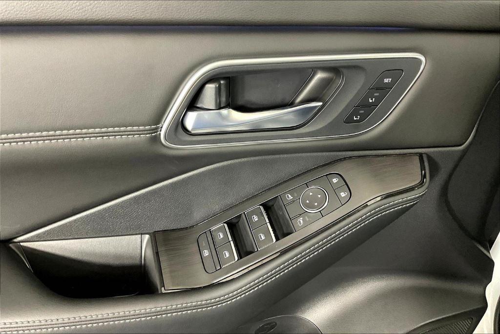 new 2026 Nissan Rogue car, priced at $42,128