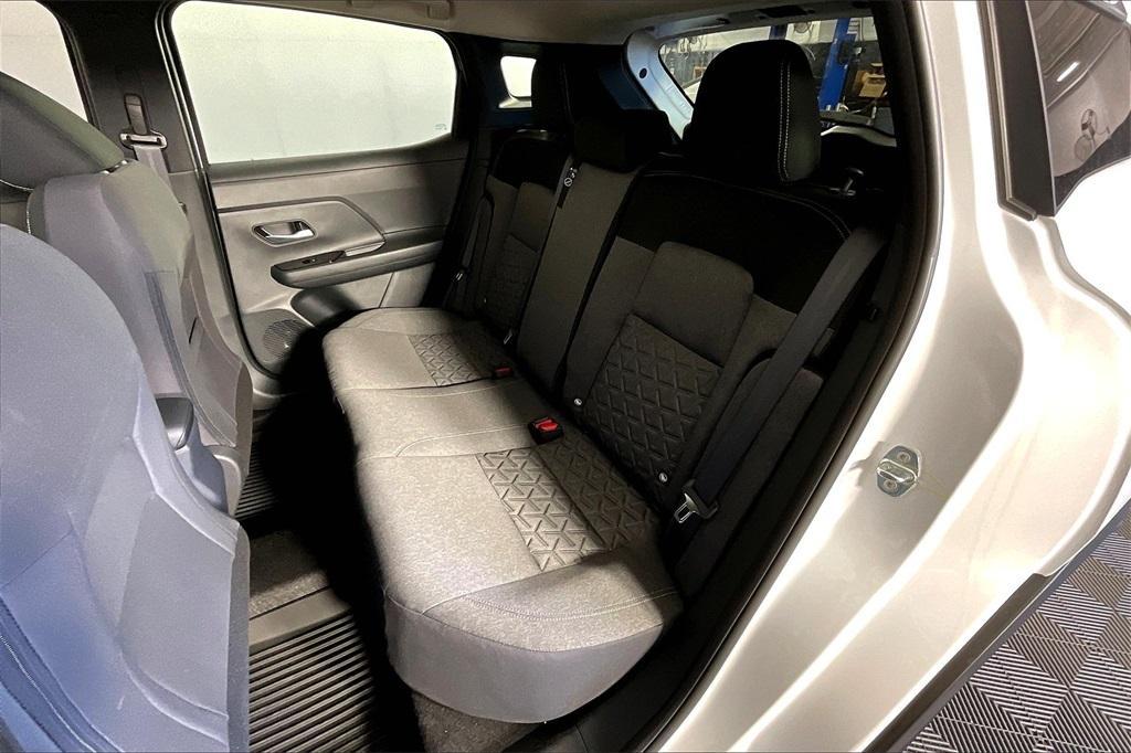 new 2025 Nissan Kicks car, priced at $24,097