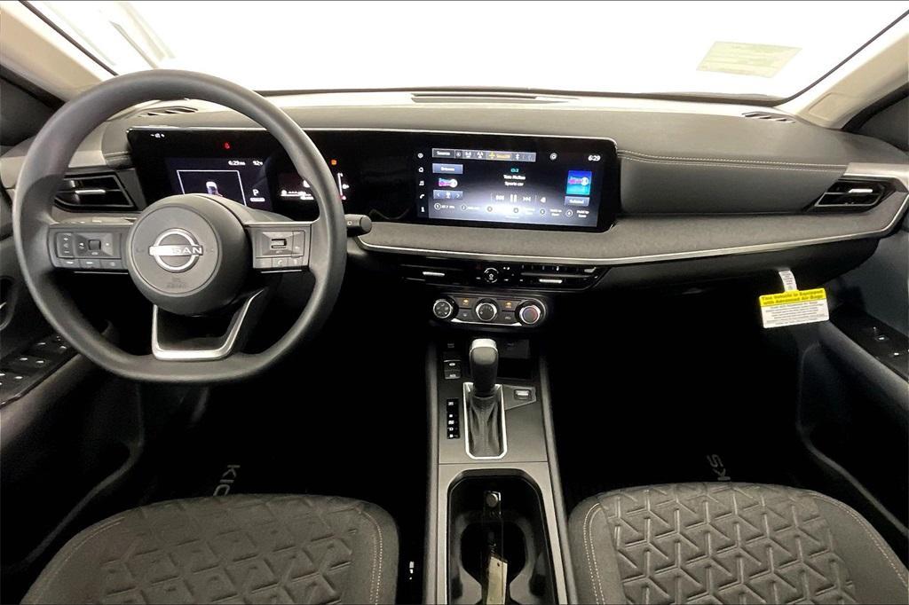 new 2025 Nissan Kicks car, priced at $24,097