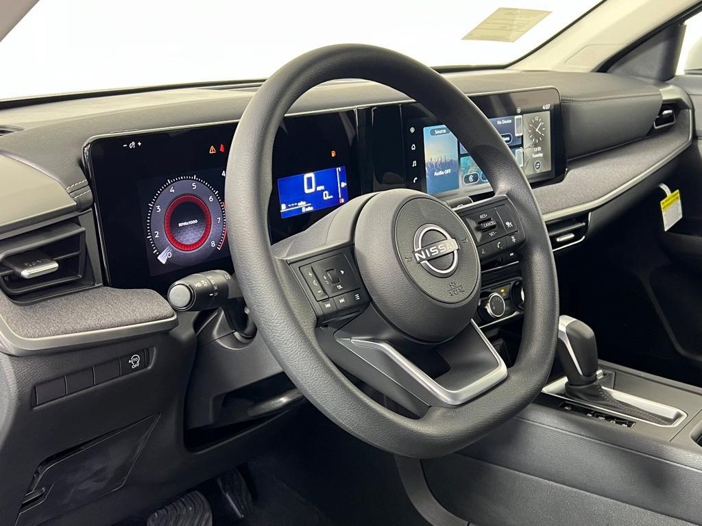 new 2025 Nissan Kicks car, priced at $27,852