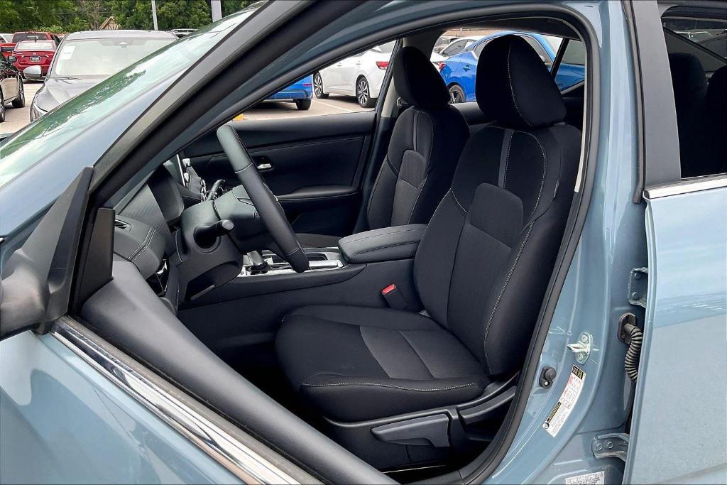 new 2025 Nissan Sentra car, priced at $23,916