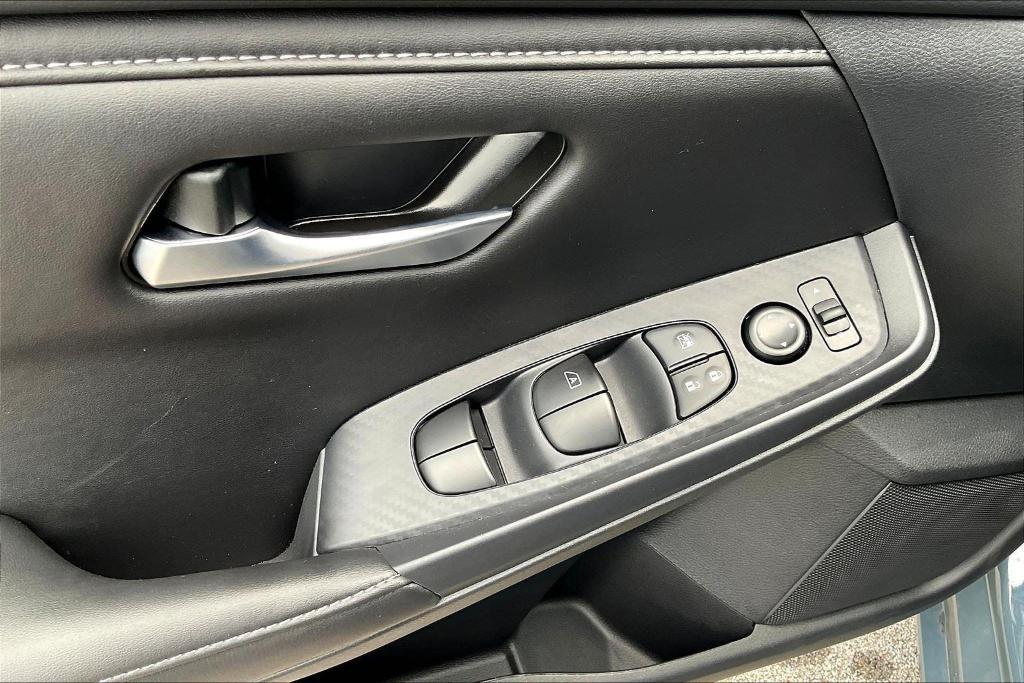 new 2025 Nissan Sentra car, priced at $23,916