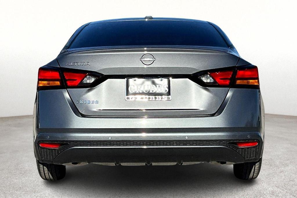 new 2025 Nissan Altima car, priced at $26,707