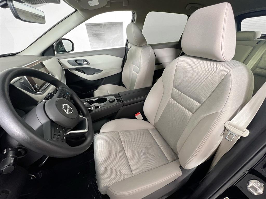 new 2024 Nissan Rogue car, priced at $31,927