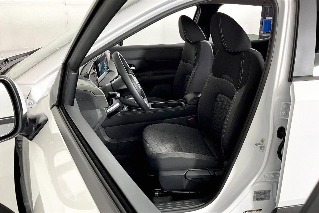 new 2025 Nissan Kicks car, priced at $27,180