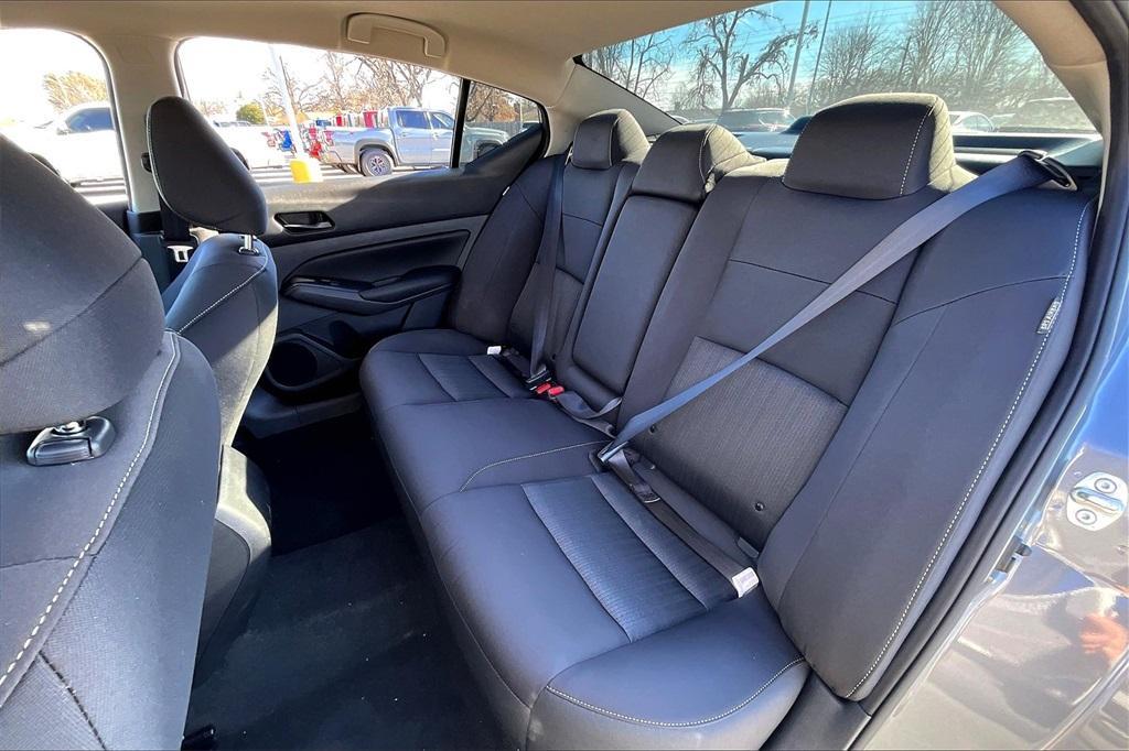 new 2025 Nissan Altima car