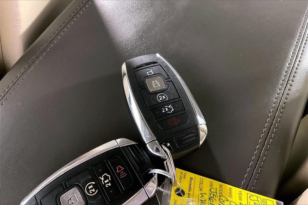 used 2018 Lincoln Continental car, priced at $15,540