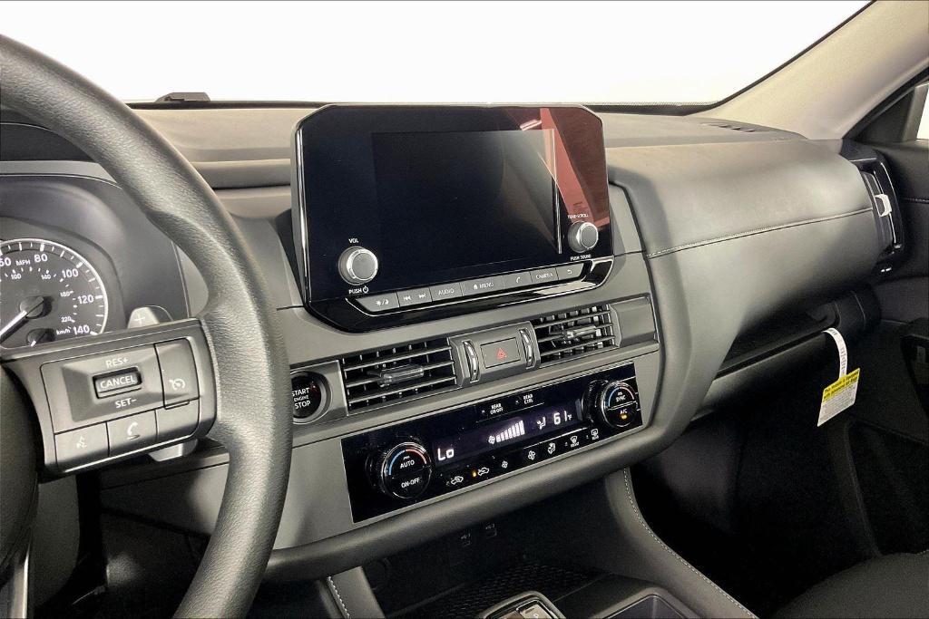 new 2025 Nissan Pathfinder car, priced at $40,450