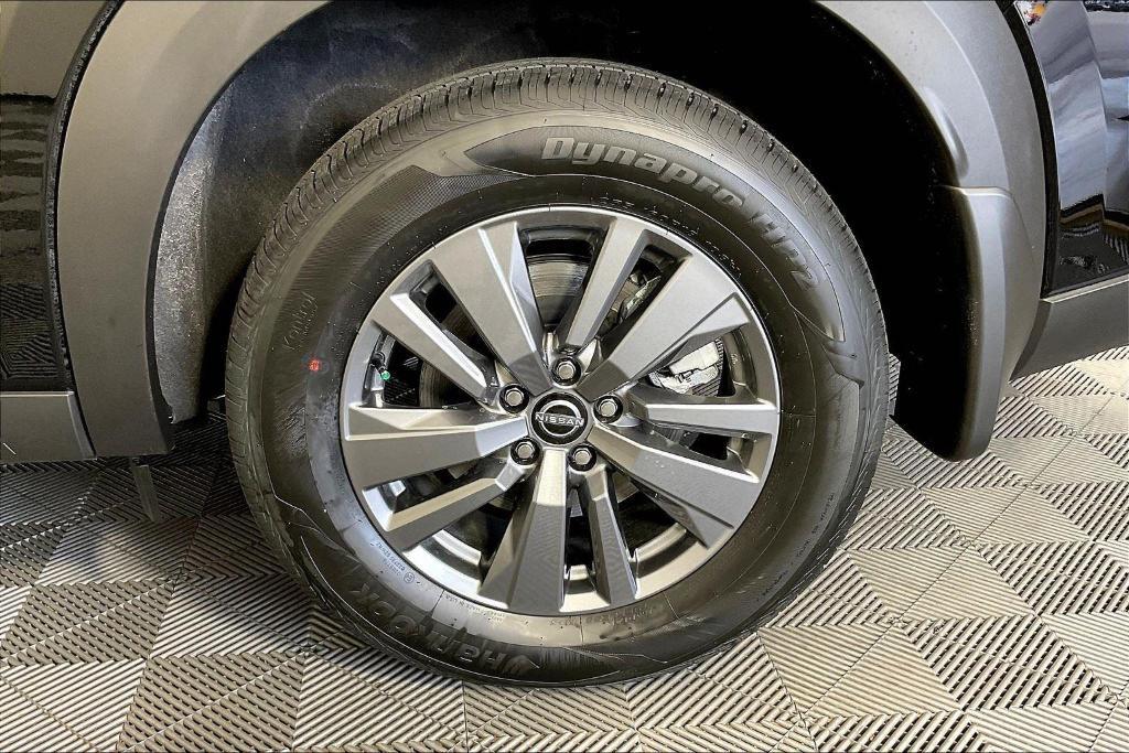 new 2025 Nissan Pathfinder car, priced at $40,450