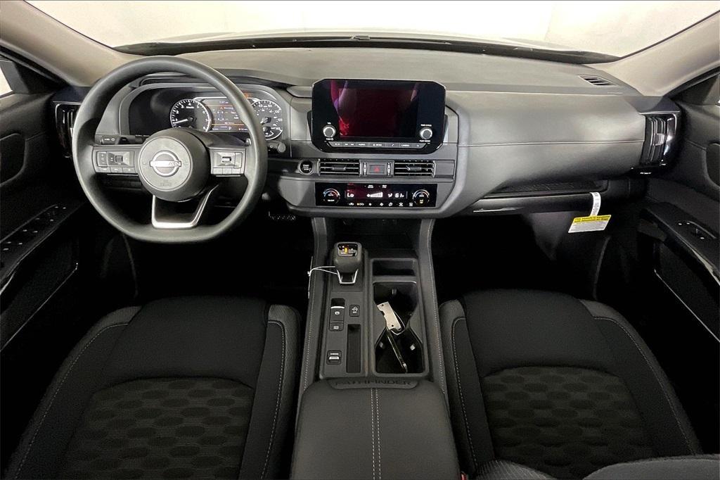 new 2025 Nissan Pathfinder car, priced at $40,450