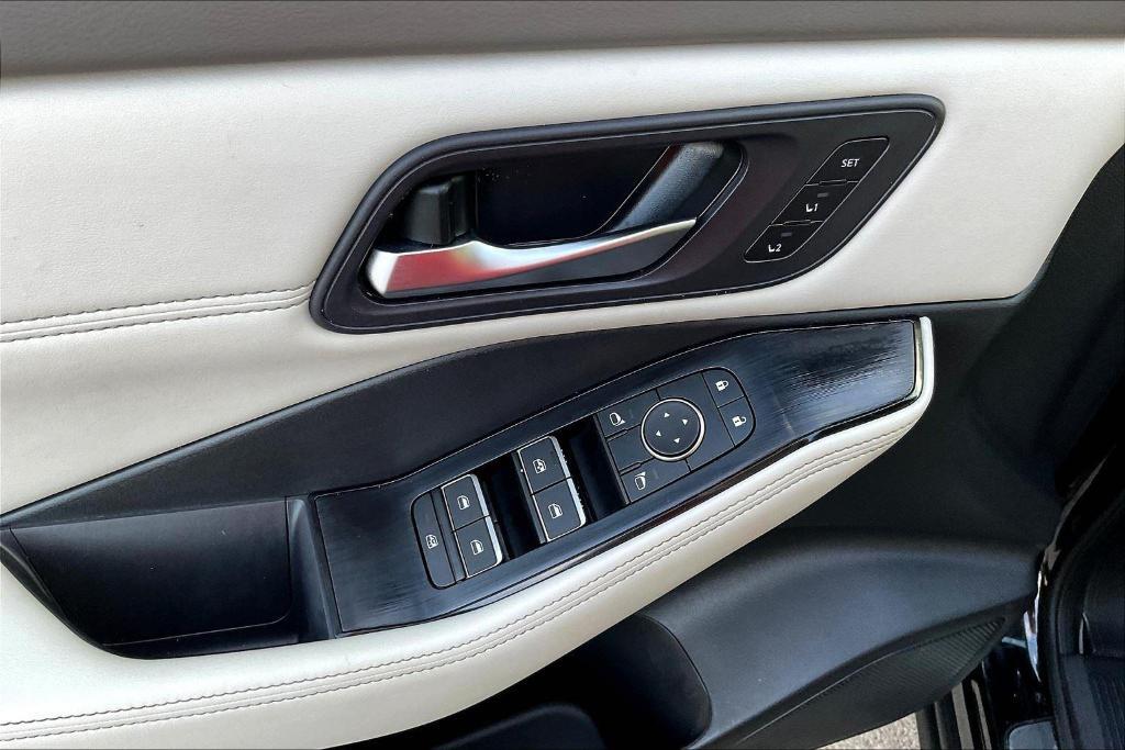 new 2024 Nissan Rogue car, priced at $39,564