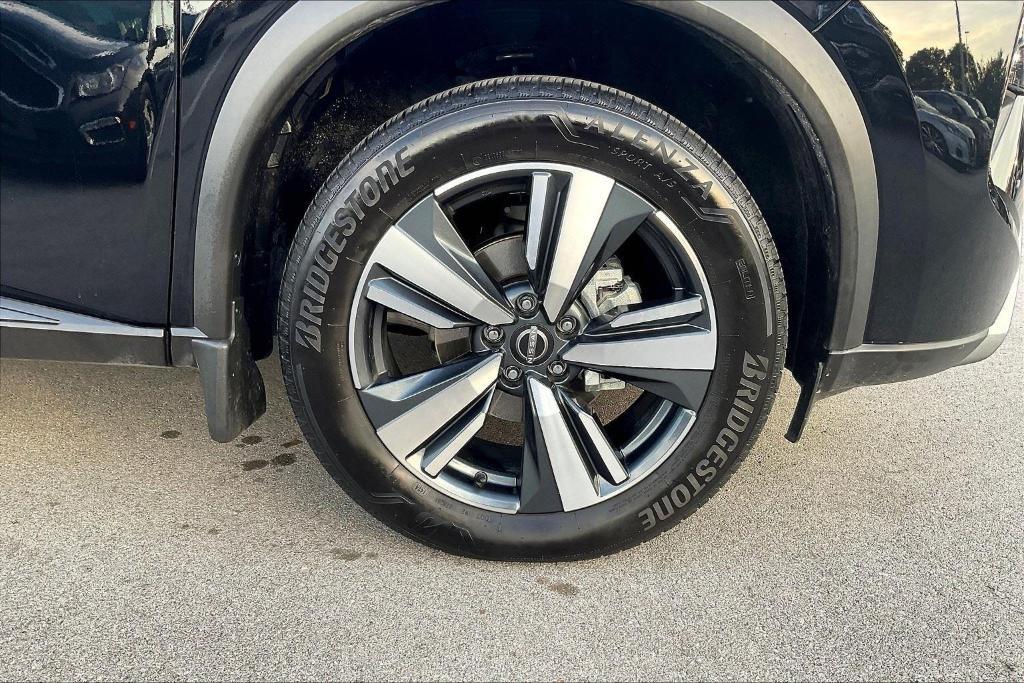 new 2024 Nissan Rogue car, priced at $39,564