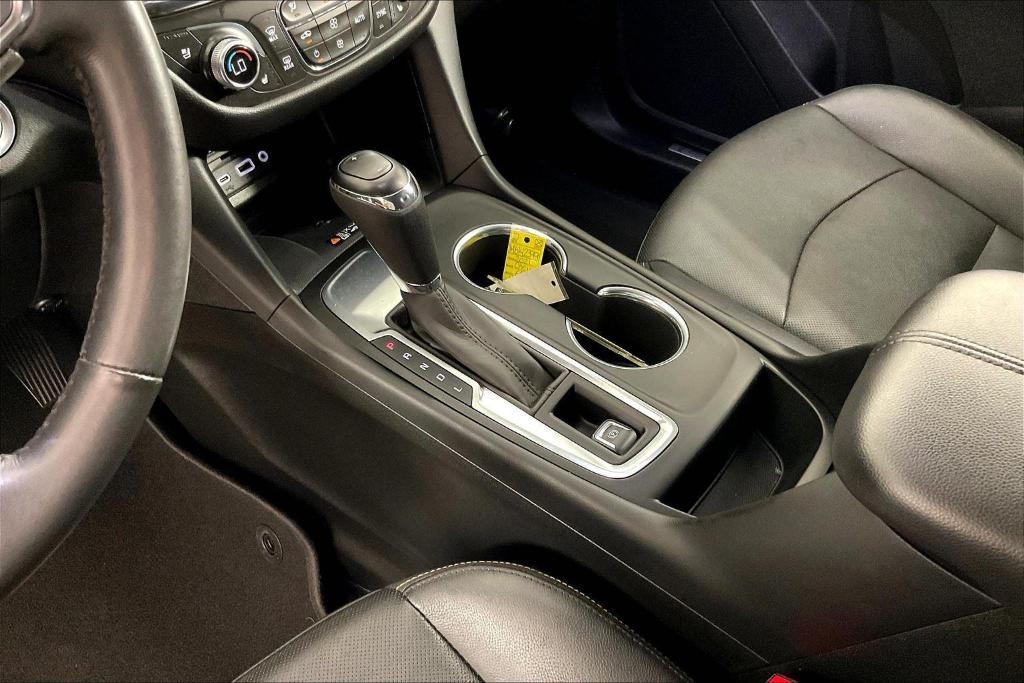 used 2021 Chevrolet Equinox car, priced at $22,900