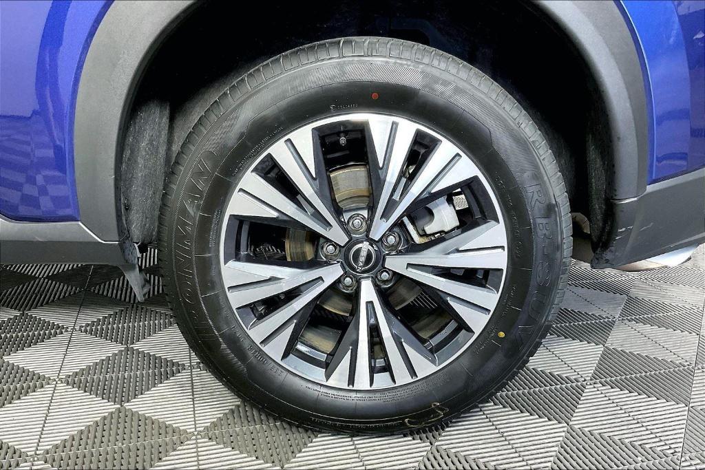 used 2023 Nissan Rogue car, priced at $21,441