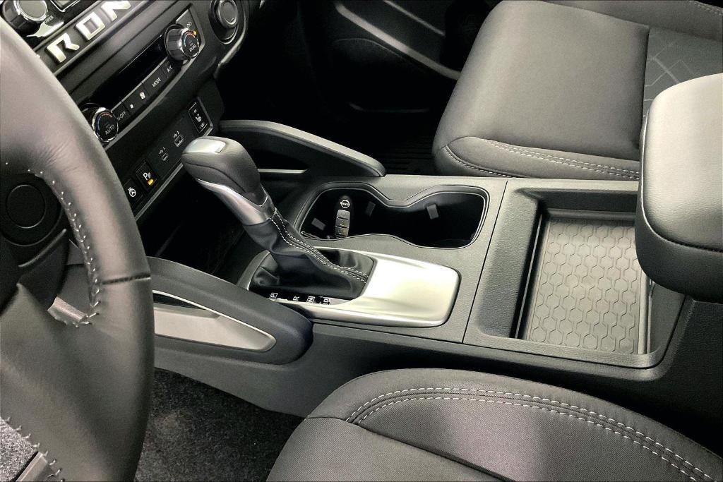 new 2025 Nissan Frontier car, priced at $39,925