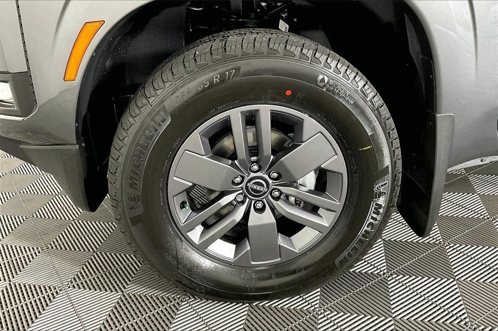 new 2025 Nissan Frontier car, priced at $39,925