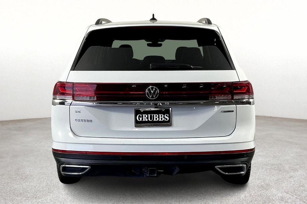 used 2025 Volkswagen Atlas car, priced at $41,109