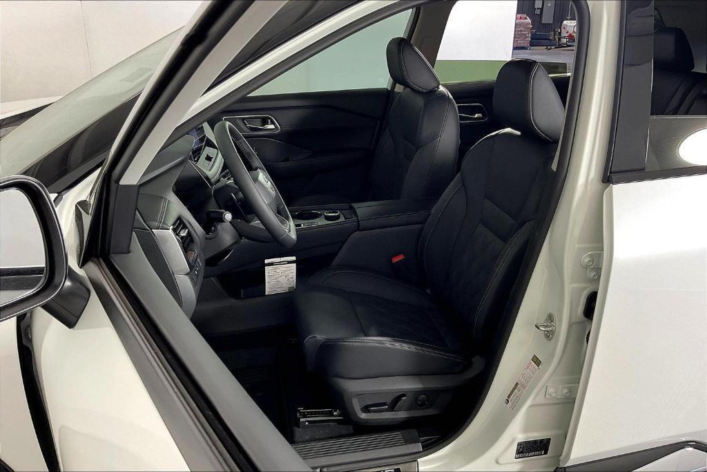 new 2026 Nissan Rogue car, priced at $39,628