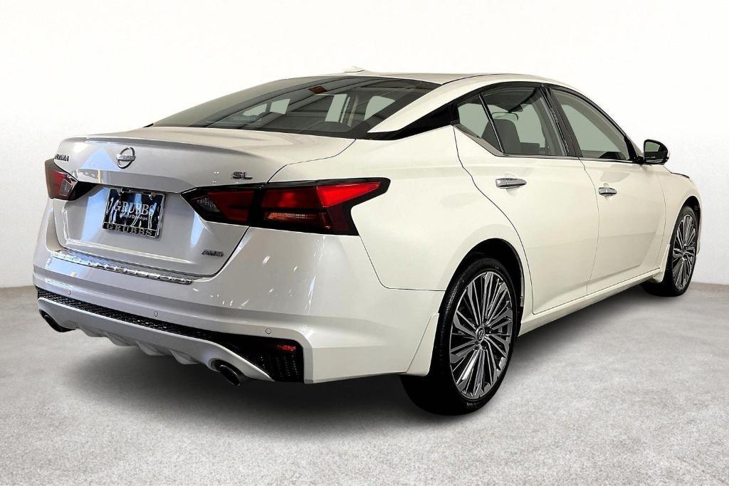 used 2023 Nissan Altima car, priced at $24,500