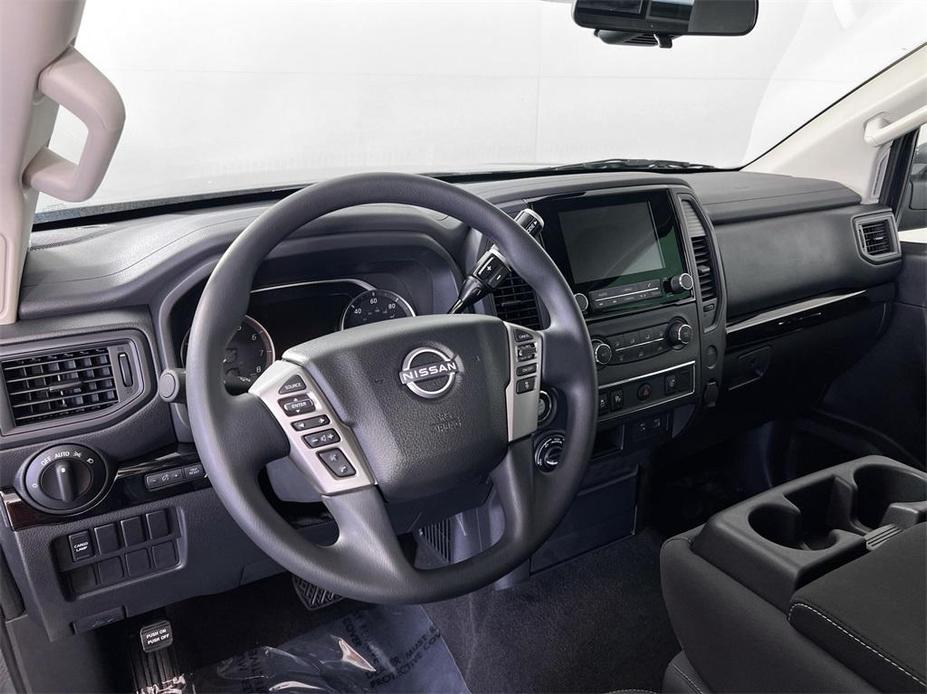 new 2024 Nissan Titan car, priced at $51,332