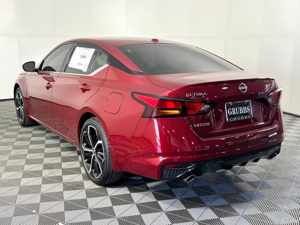 new 2025 Nissan Altima car, priced at $28,897