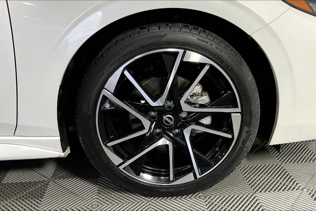 used 2024 Nissan Sentra car, priced at $25,277