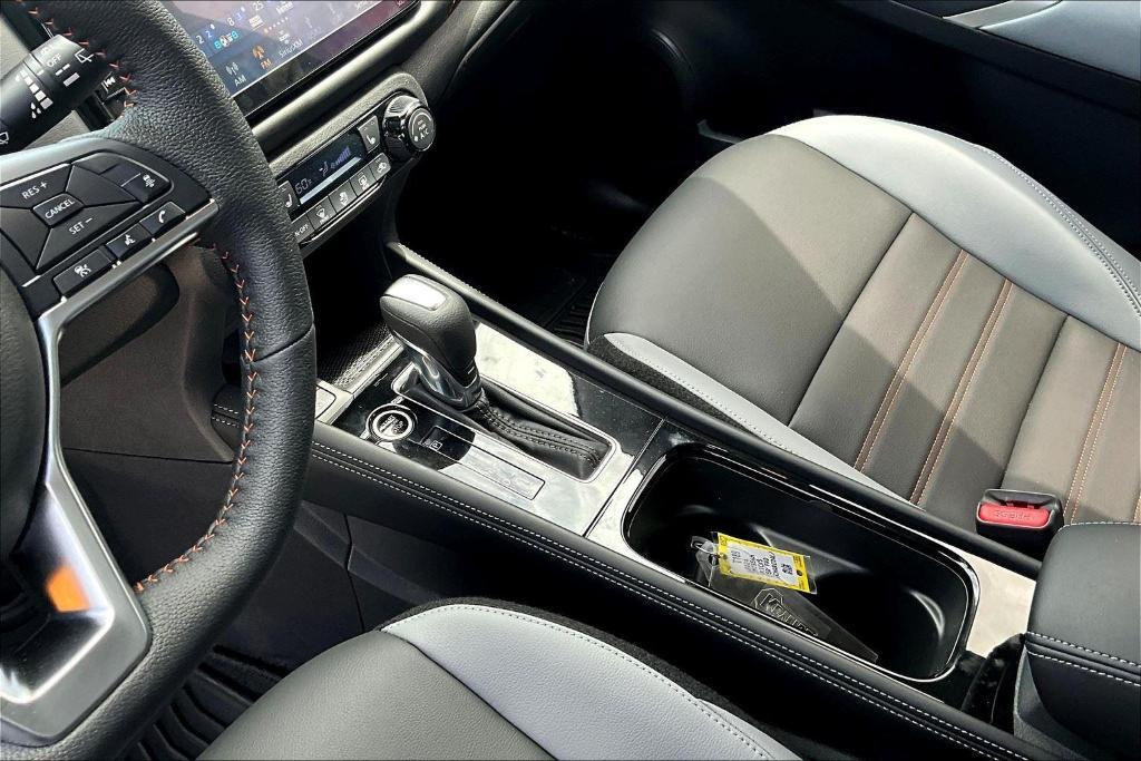 new 2024 Nissan Kicks car, priced at $29,660