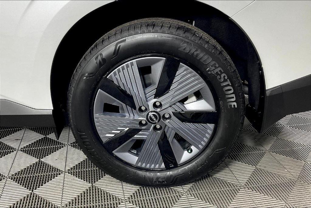new 2025 Nissan Murano car, priced at $47,015