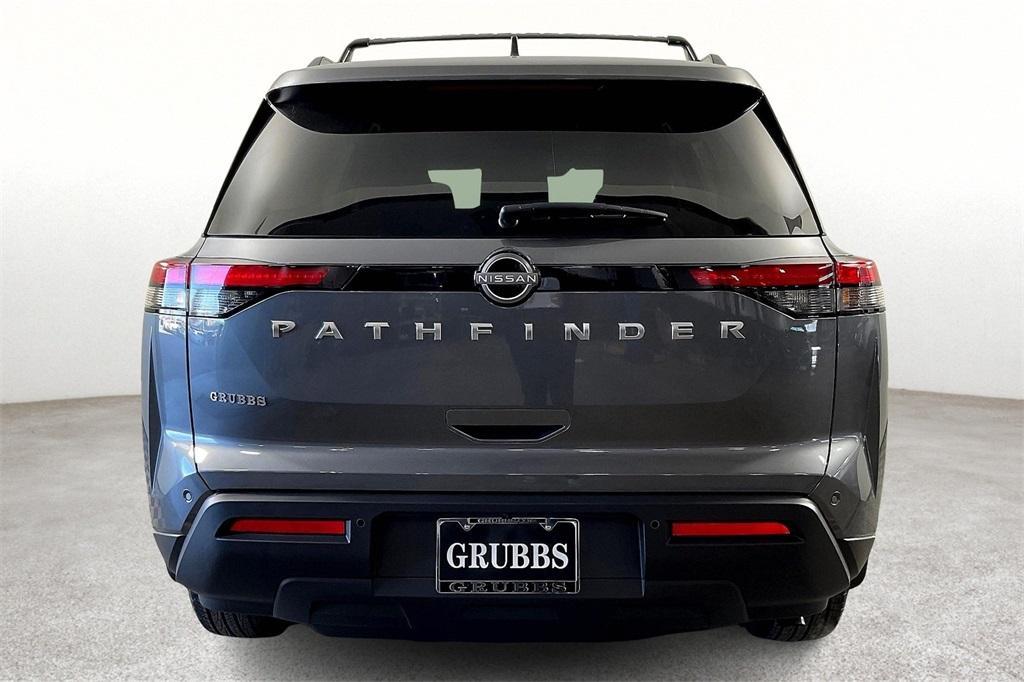 new 2025 Nissan Pathfinder car, priced at $38,912