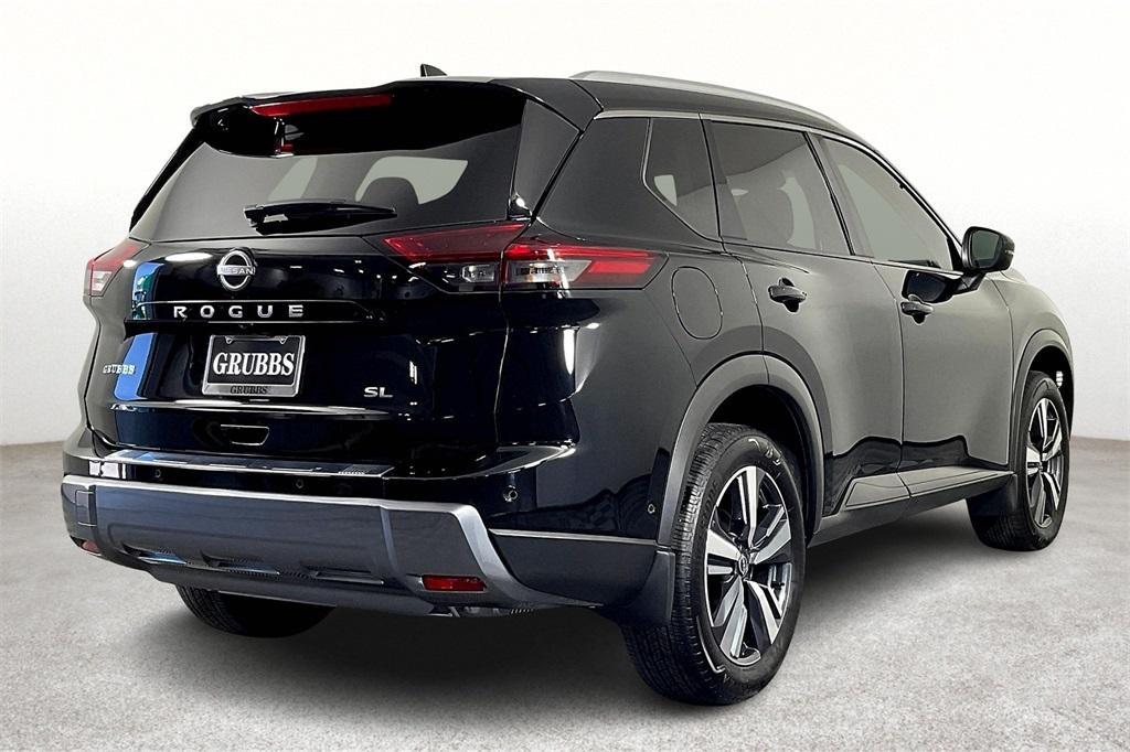 used 2024 Nissan Rogue car, priced at $30,913