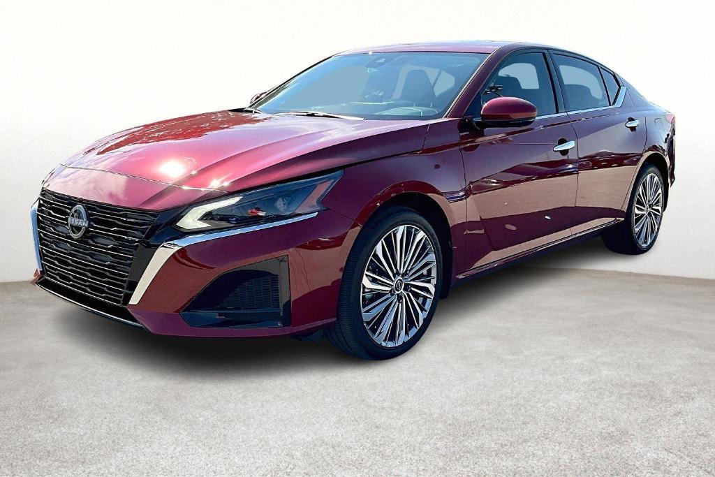 new 2025 Nissan Altima car, priced at $35,601
