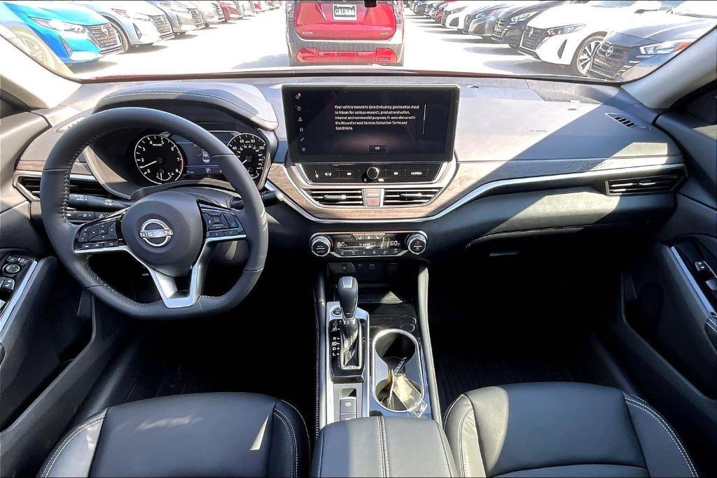 new 2025 Nissan Altima car, priced at $35,601