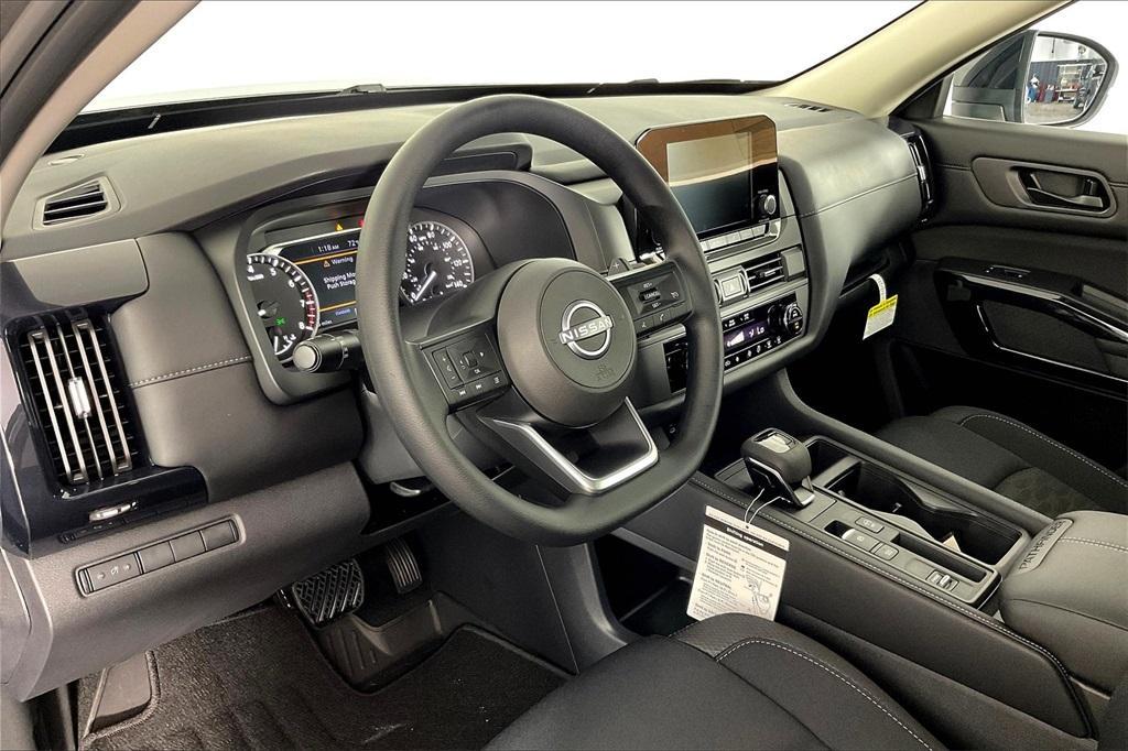 new 2025 Nissan Pathfinder car, priced at $37,819