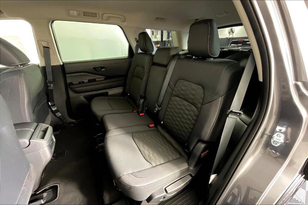 new 2025 Nissan Pathfinder car, priced at $37,819