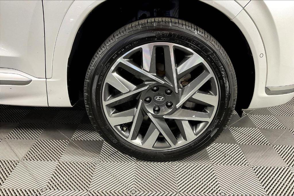 used 2022 Hyundai Santa Fe car, priced at $27,677