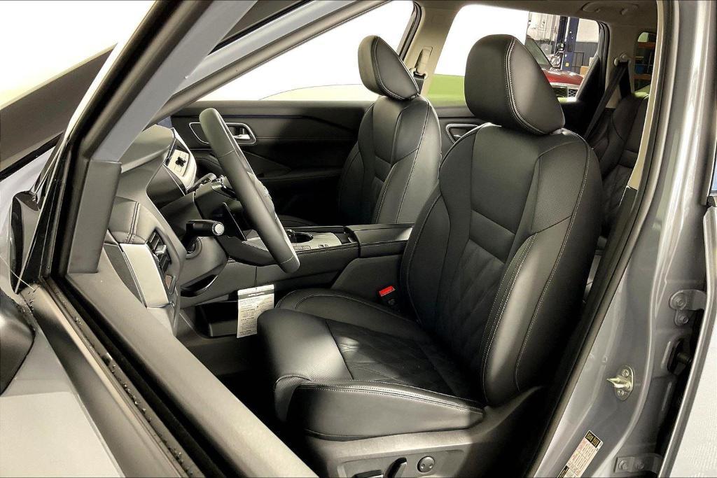 new 2025 Nissan Rogue car, priced at $39,267