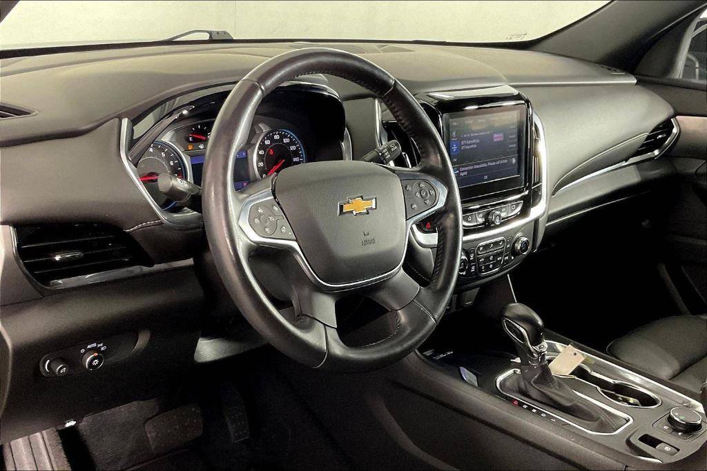 used 2022 Chevrolet Traverse car, priced at $26,800