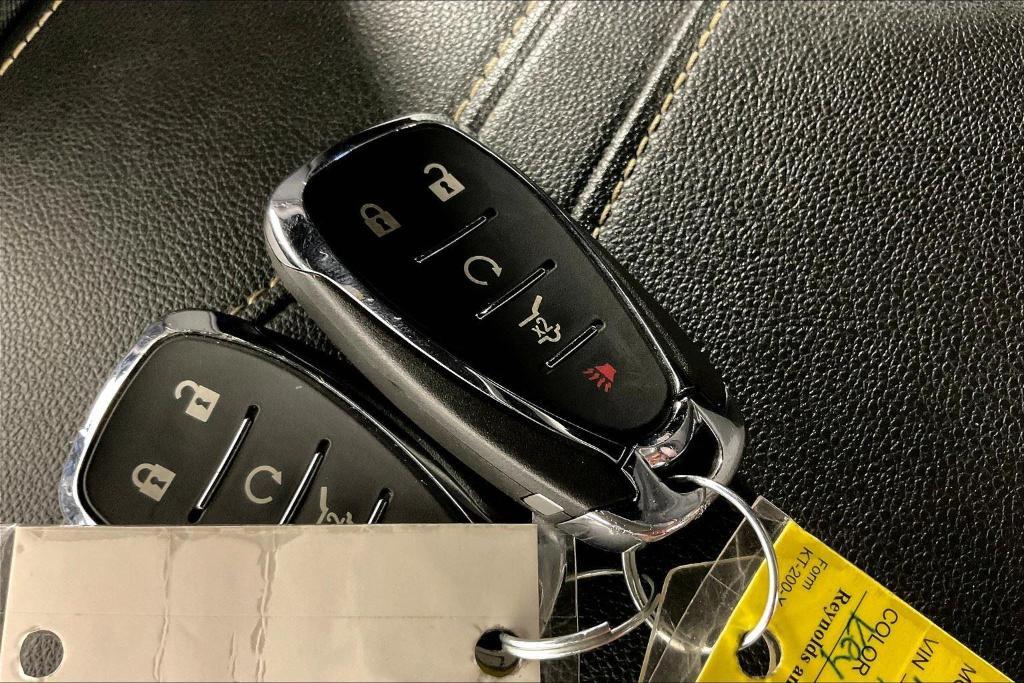 used 2022 Chevrolet Traverse car, priced at $26,800
