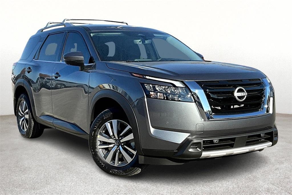 new 2025 Nissan Pathfinder car, priced at $43,500