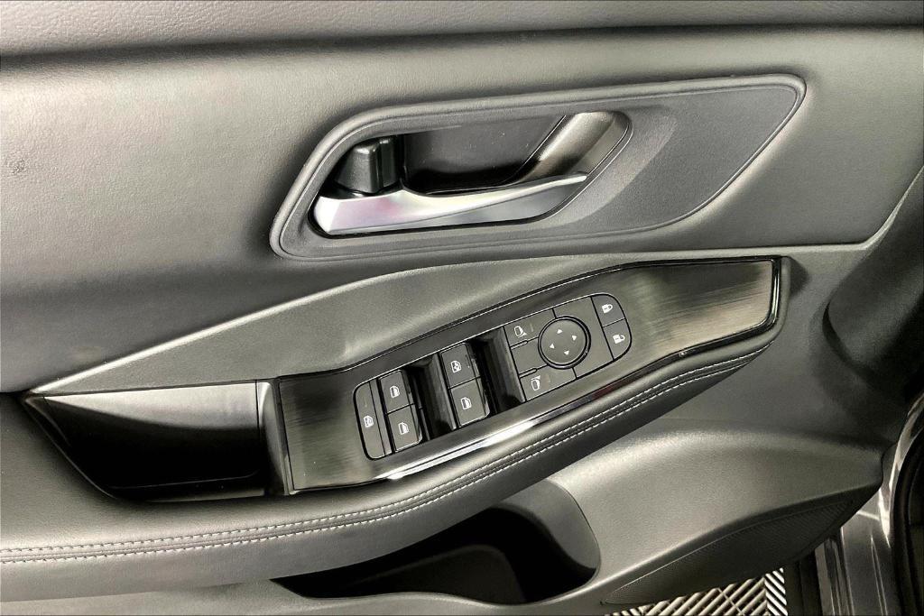 new 2026 Nissan Rogue car, priced at $31,153