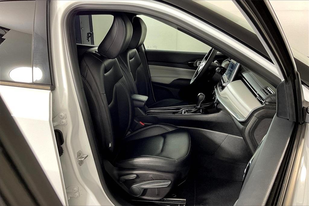 used 2025 Jeep Compass car, priced at $27,000