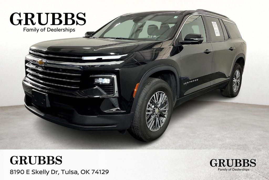 used 2024 Chevrolet Traverse car, priced at $37,477