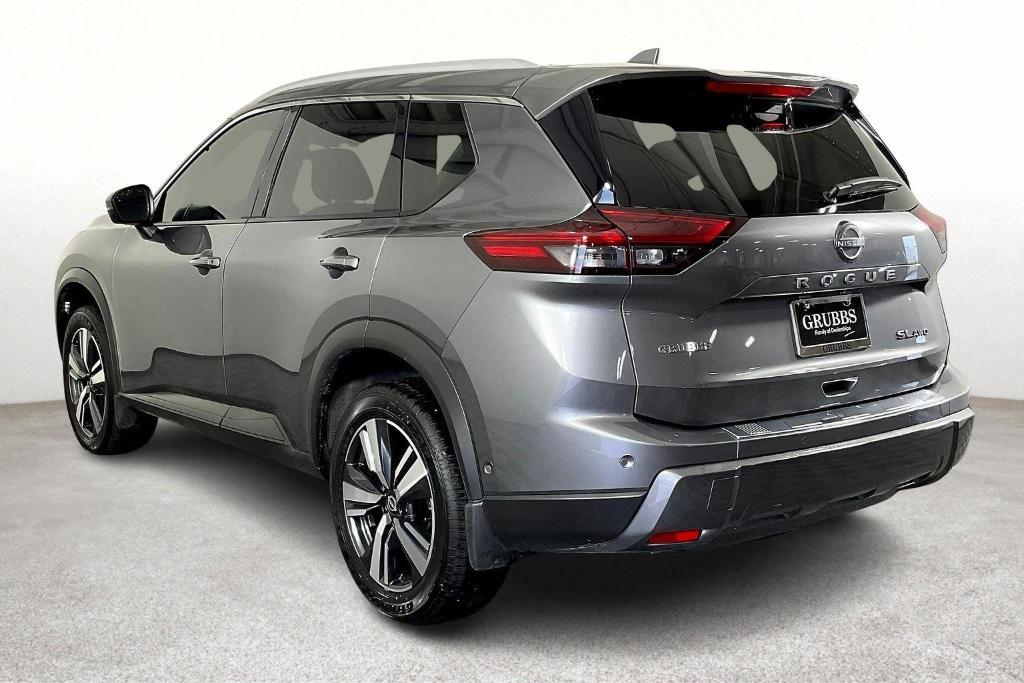 used 2025 Nissan Rogue car, priced at $34,277